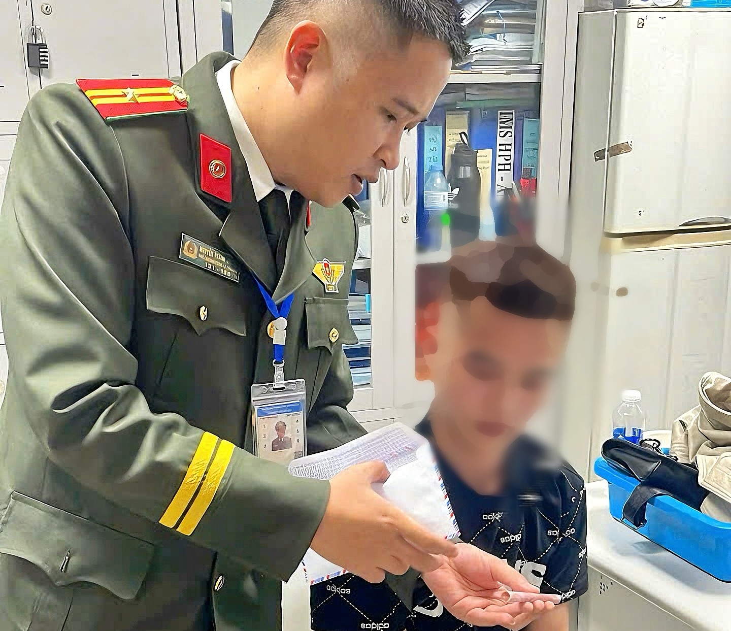 Đội An ninh hàng không - Phòng Quản lý xuất nhập cảnh: Lập thành tích ngay sau khi ra mắt, kịp thời phát hiện đối tượng tàng trữ ma túy tại sân bay Cát Bi